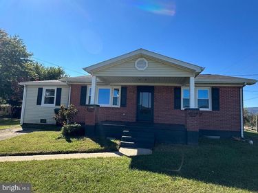 938 FORREST DRIVE , STANLEY, VA 22851