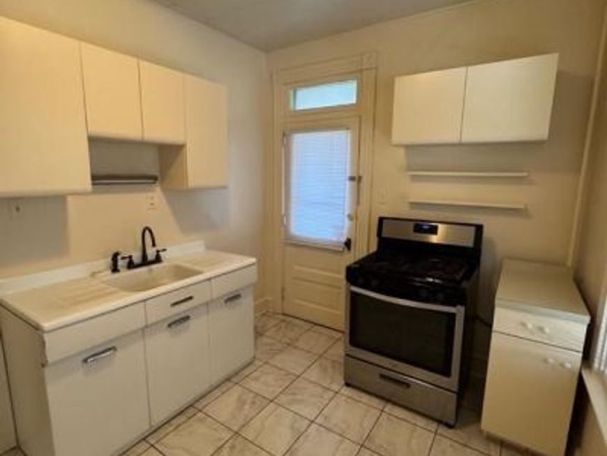 30 Cottage Avenue, Unit 2, Lancaster, PA 17602 Main Photo
