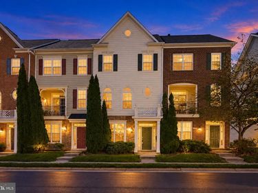 42455 MALACHITE TERRACE, BRAMBLETON, VA 20148