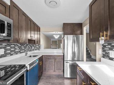6185 LITTLE VALLEY WAY , ALEXANDRIA, VA 22310