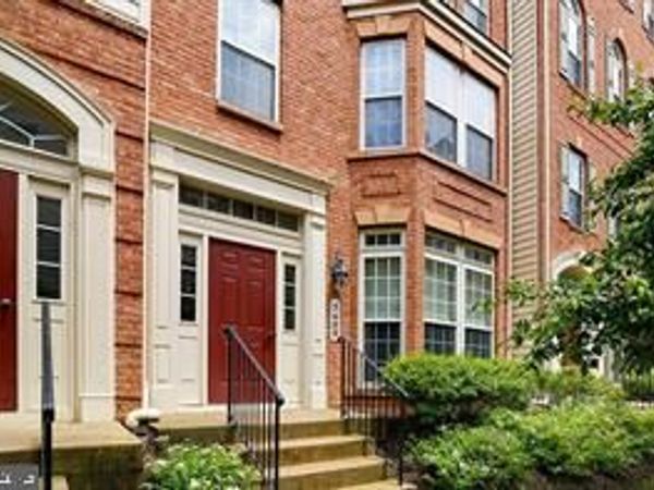 5609 HARRINGTON FALLS LANE, Unit 5609B, ALEXANDRIA, VA 22312