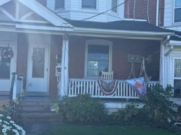 392 W BROAD STREET , TELFORD, PA 18969