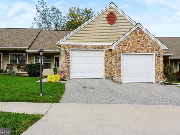 1706 BOXWOOD COURT, DOVER, PA 17315
