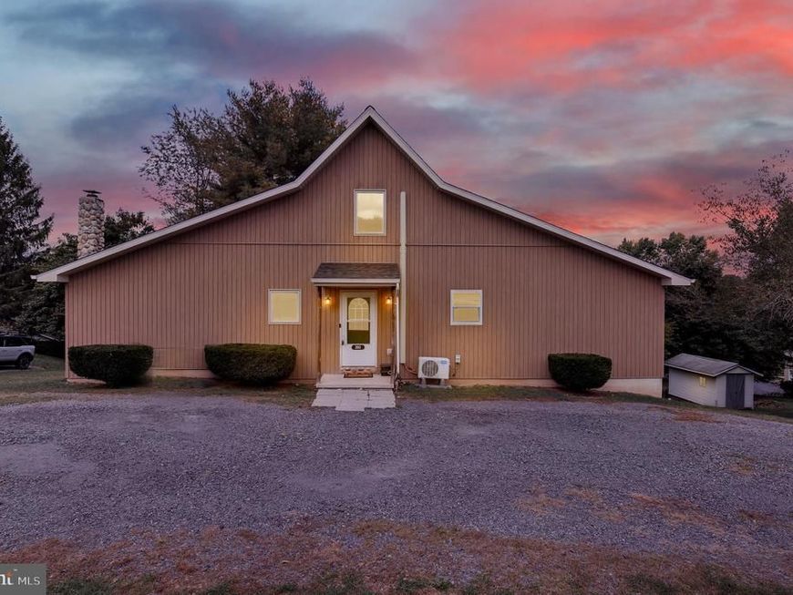 203 Hatchet Cove, Auburn, PA 17922 Main Photo