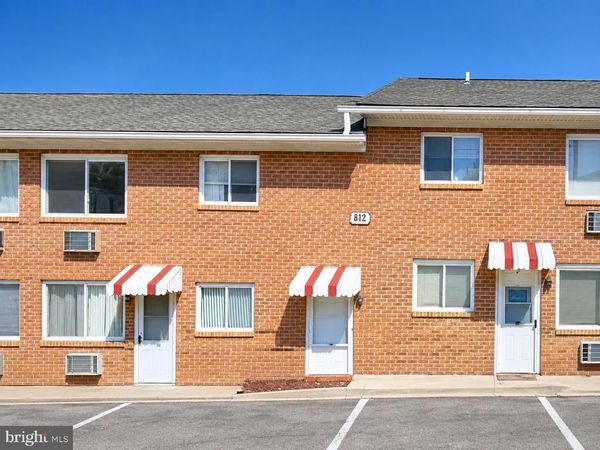 200 E CHESTNUT STREET , Unit 8, FUNKSTOWN, MD 21734