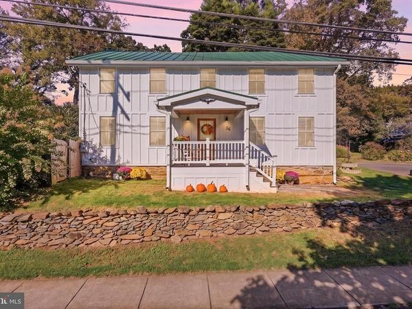 36 MAIN STREET, ROUND HILL, VA 20141