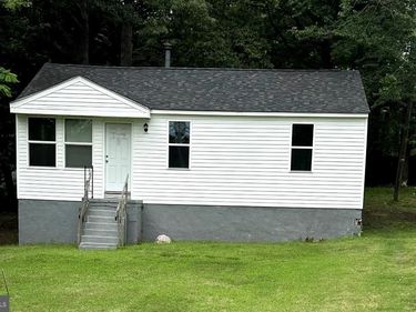 17546 WATERS LANE , DUMFRIES, VA 22026