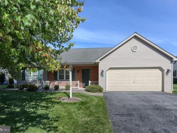 124 ARBOR DRIVE, MYERSTOWN, PA 17067