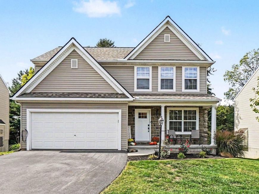 310 Running Bond Drive , Middletown, PA 17057 Main Photo