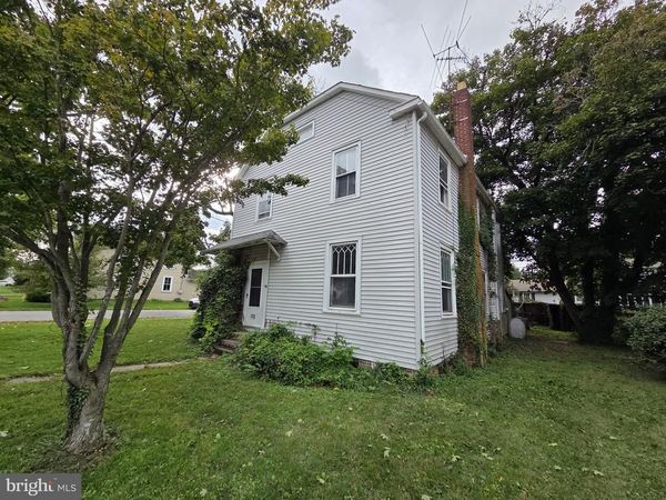 320 WASHINGTON STREET, DELAWARE CITY, DE 19706