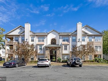 5947 FOUNDERS HILL DRIVE , Unit 203, ALEXANDRIA, VA 22310