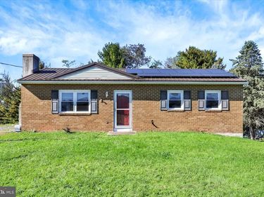 325 BURN HILL ROAD, SHERMANS DALE, PA 17090
