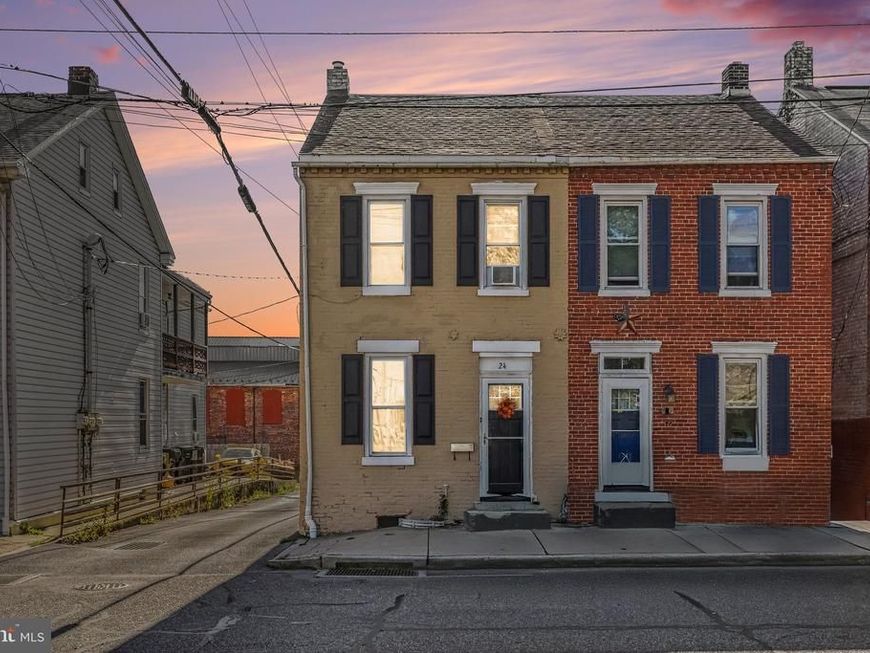 24 N 5th Street, Columbia, PA 17512 Main Photo