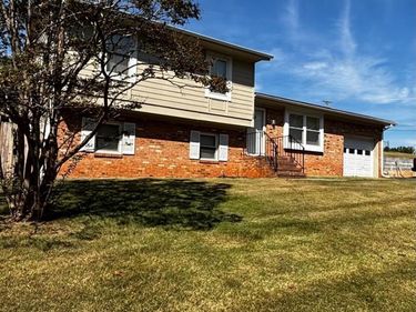 108 Dogwood Street, Amherst, VA 24521