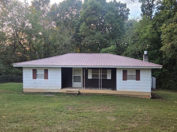 164 County Road 202 , Athens, TN 37303