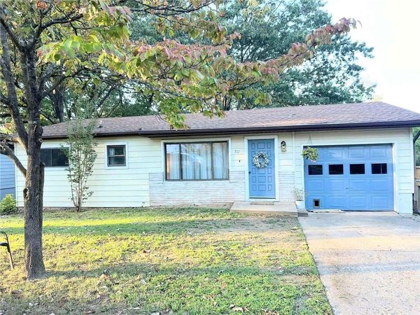 711 Beverly Drive, Harrison, AR 72601