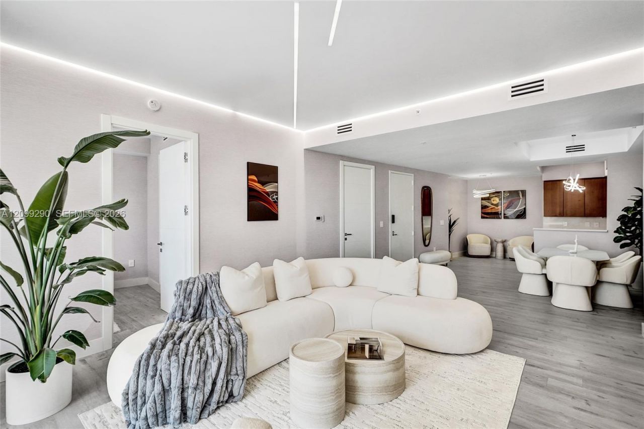 18101 Collins Ave, Unit 602, Sunny Isles Beach, FL 33160 Photo