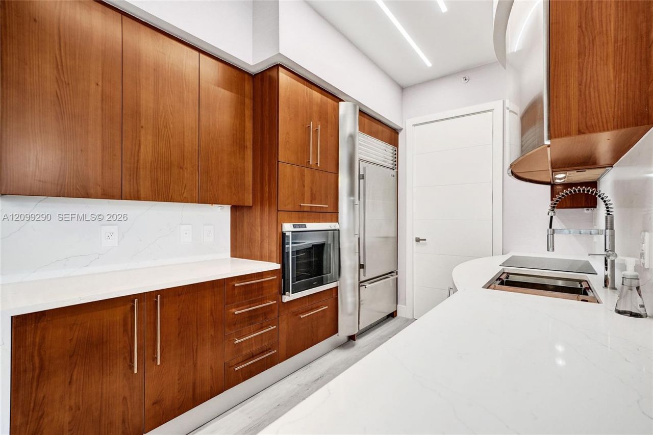 18101 Collins Ave, Unit 602, Sunny Isles Beach, FL 33160 Photo