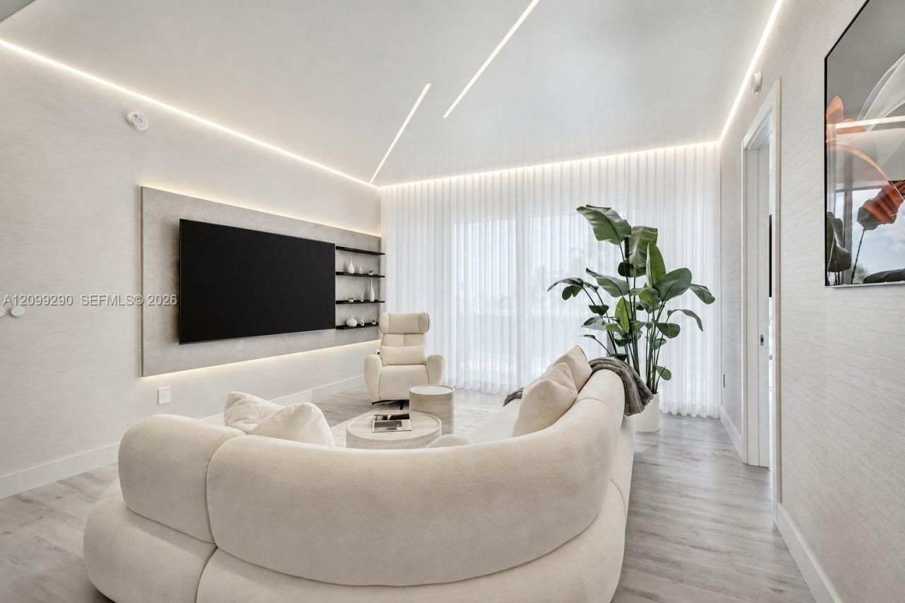 18101 Collins Ave, Unit 602, Sunny Isles Beach, FL 33160 Photo