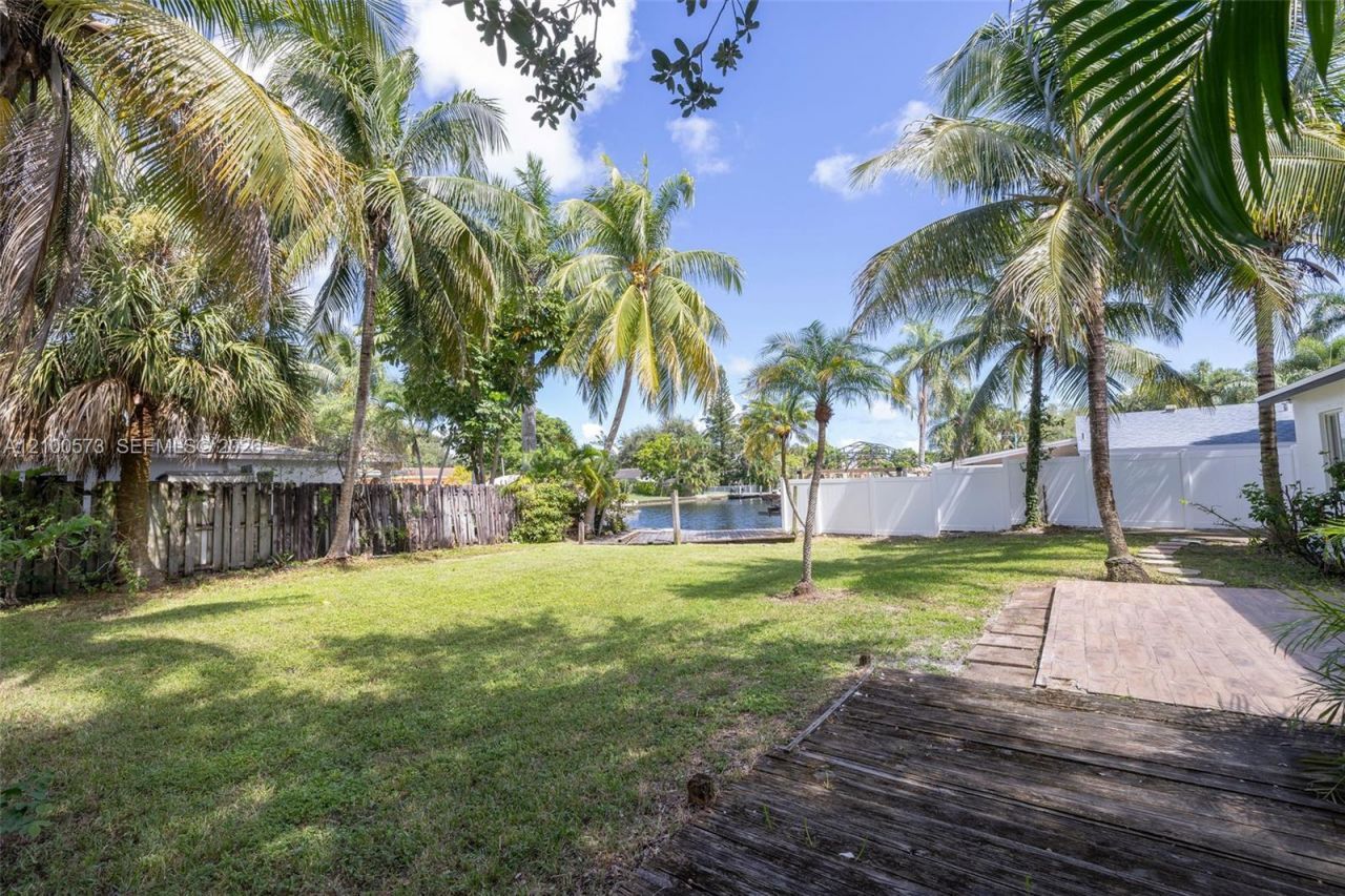 2733 Harding St, Hollywood, FL 33020 Photo