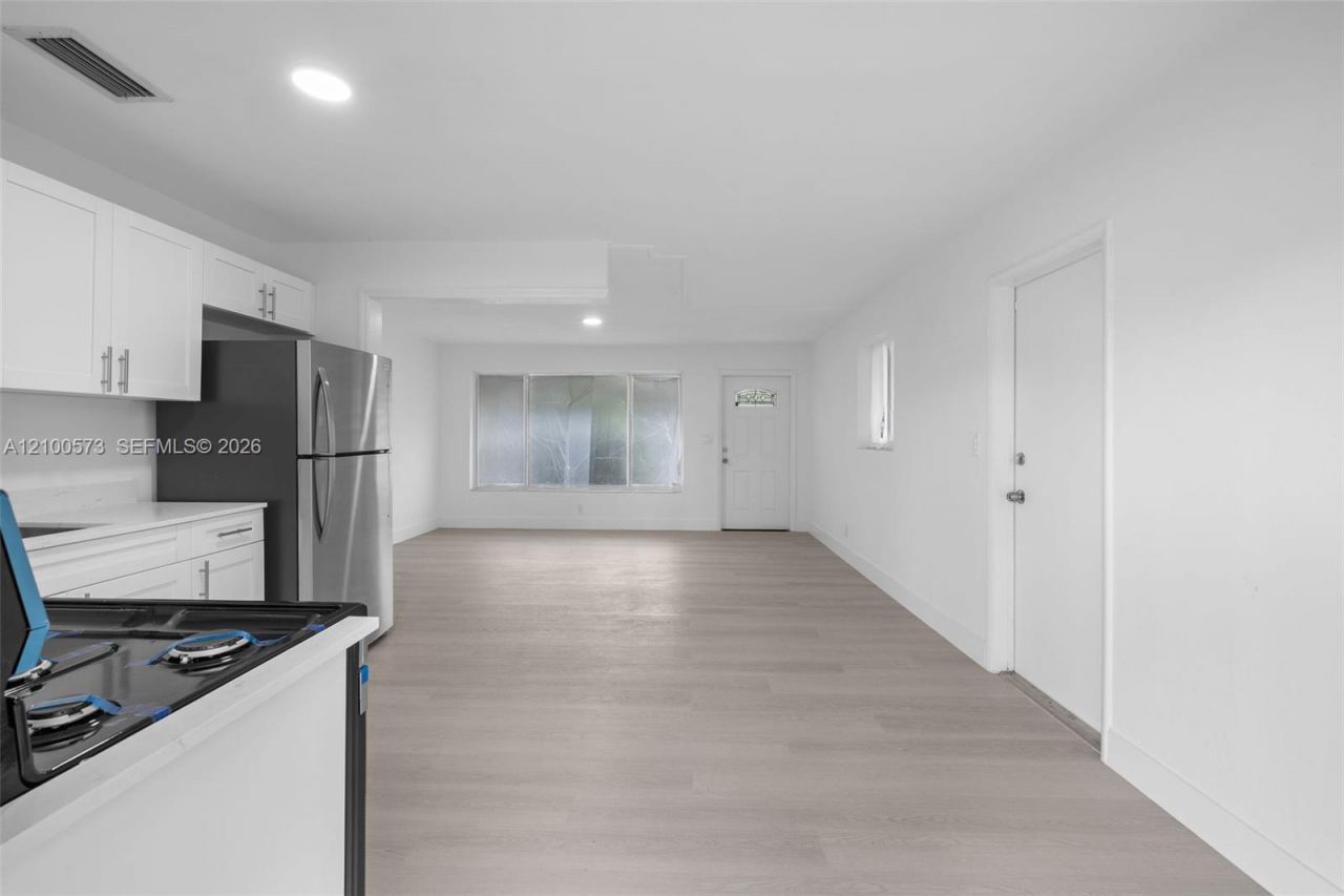2733 Harding St, Hollywood, FL 33020 Photo