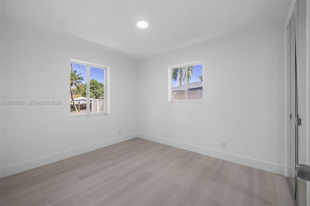 2733 Harding St, Hollywood, FL 33020 Photo
