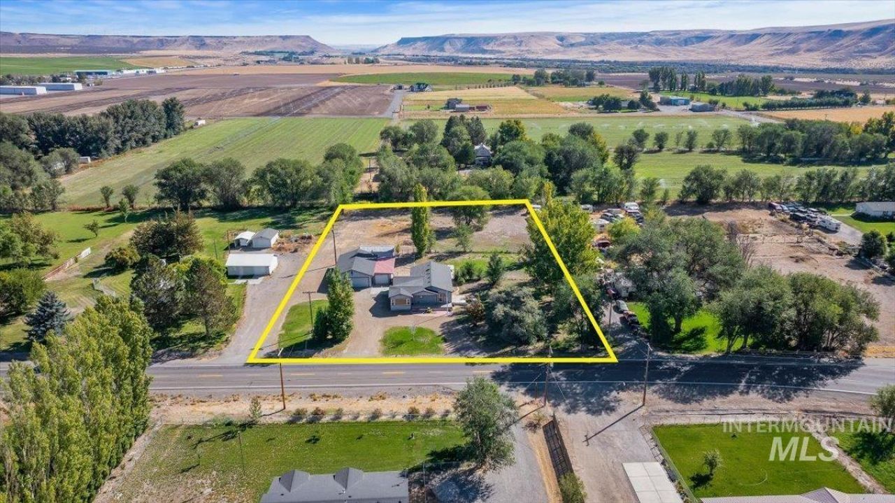 850 Highway 78, Hammett, ID 83627 Main Photo