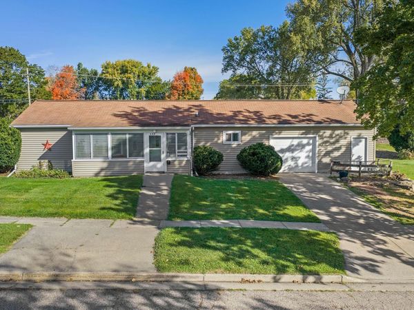 526 Badger Drive, Baraboo, WI 53913