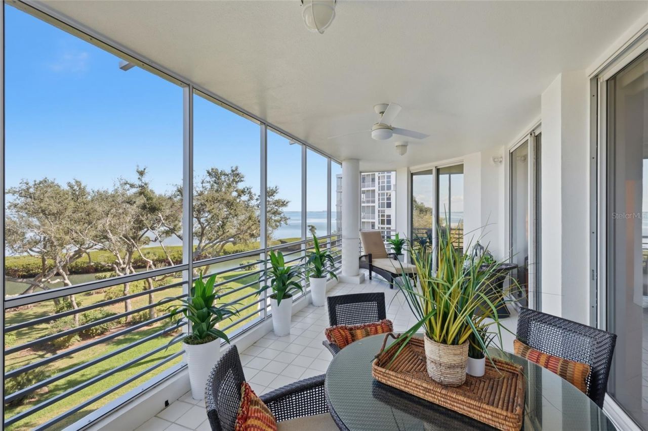 2550 Harbourside Drive, Unit 333, Longboat Key, FL 34228 Photo
