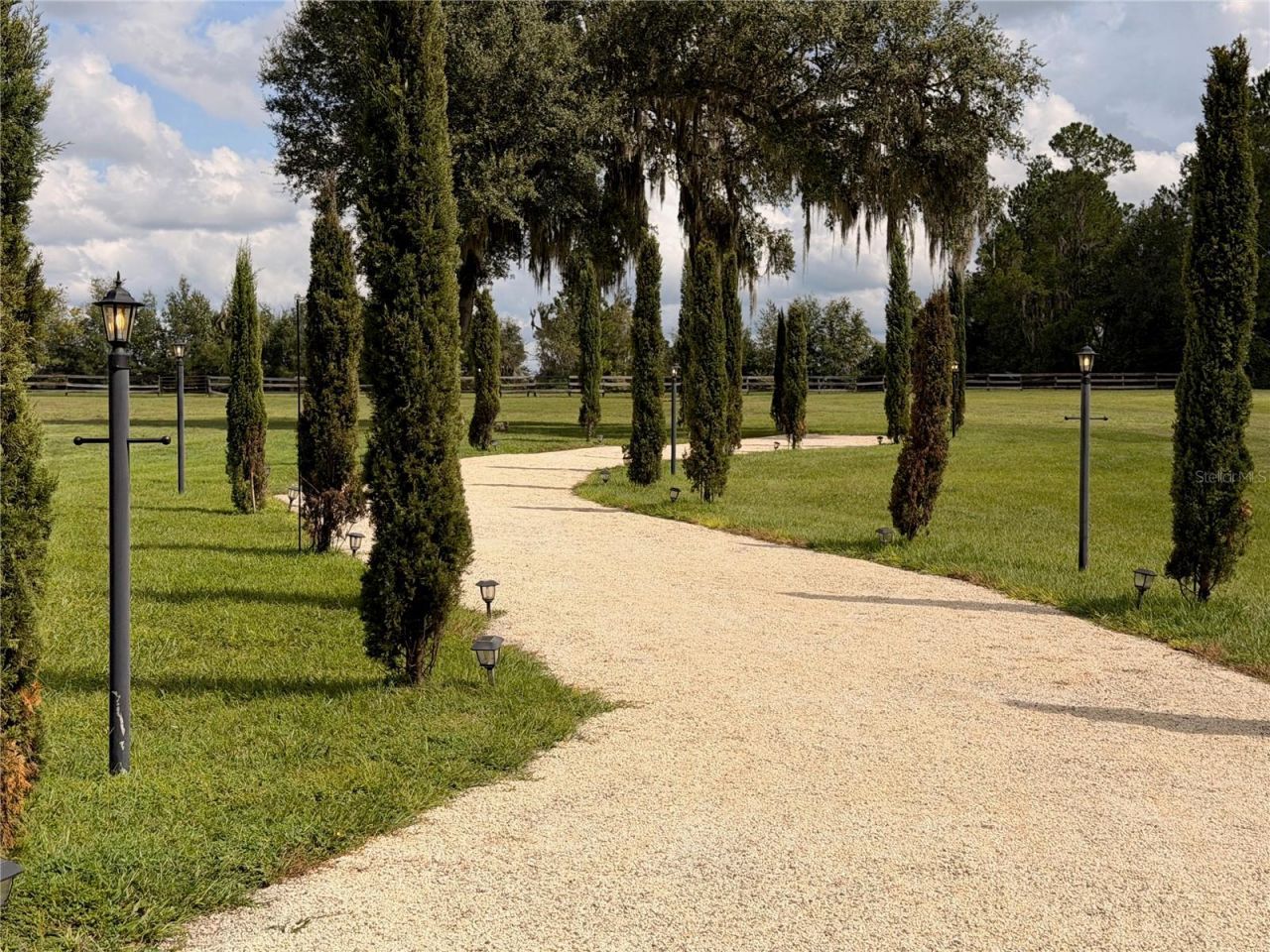11501 NW 160th Avenue, Morriston, FL 32668 Photo