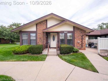 40534 Newport Drive, Plymouth Township, Mi 48170
