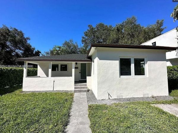 4916 Washington Dr , Coral Gables, FL 33133