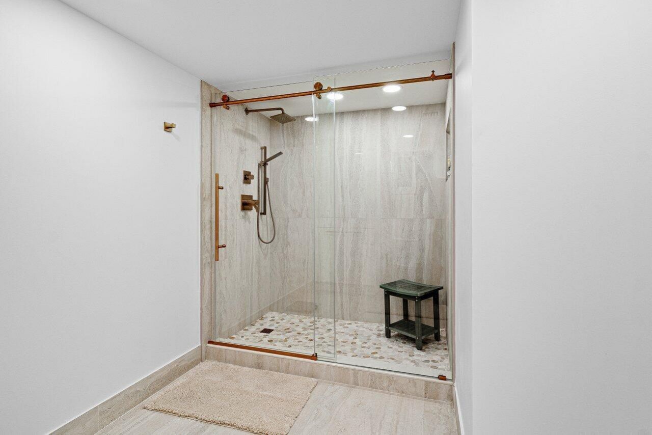 7370 Orangewood Lane, Unit 202, Boca Raton, FL 33433 Photo