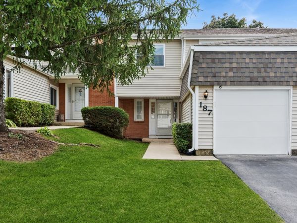187 Pamela Drive, Bolingbrook, IL 60440