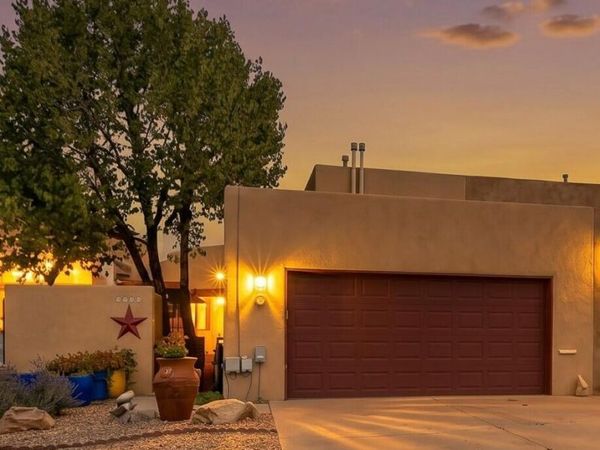 2925 Cutler Avenue NE, Albuquerque, NM 87106