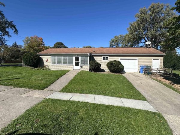 526 Badger Drive, Baraboo, WI 53913