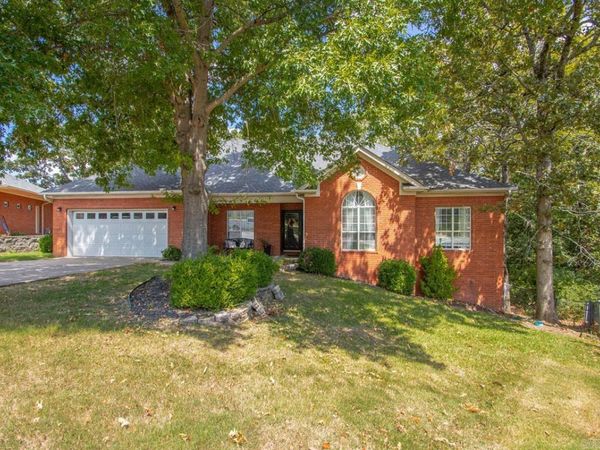 5909 Cypress Creek Drive, North Little Rock, AR 72116