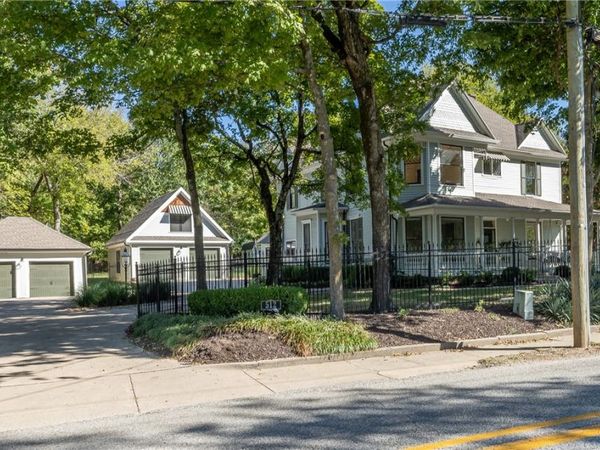 512 N Mission Boulevard, Fayetteville, AR 72701