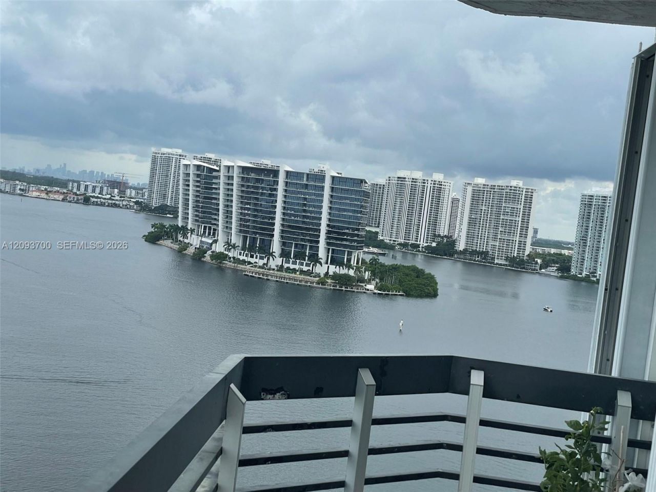 19101 NE 36th Ct , Unit 1612, Aventura, FL 33180 Photo