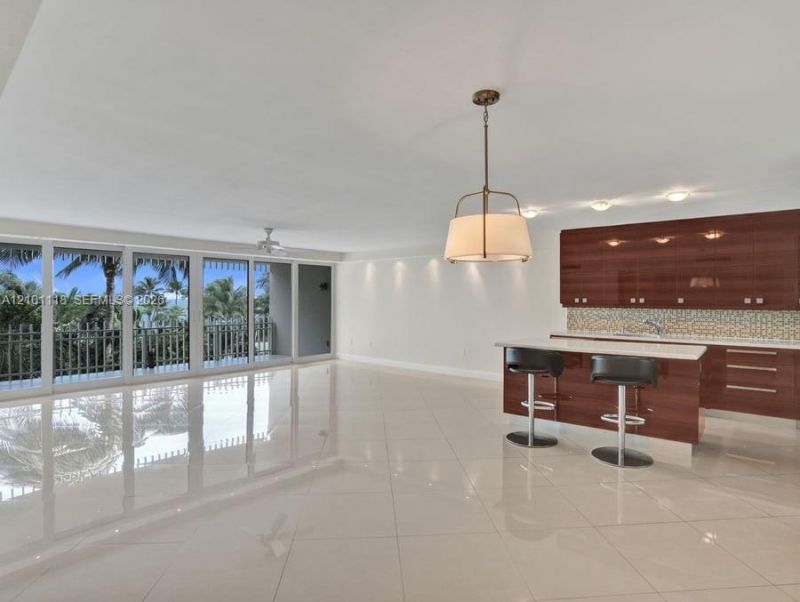 2 Grove Isle Dr , Unit B305, Miami, FL 33133 Photo