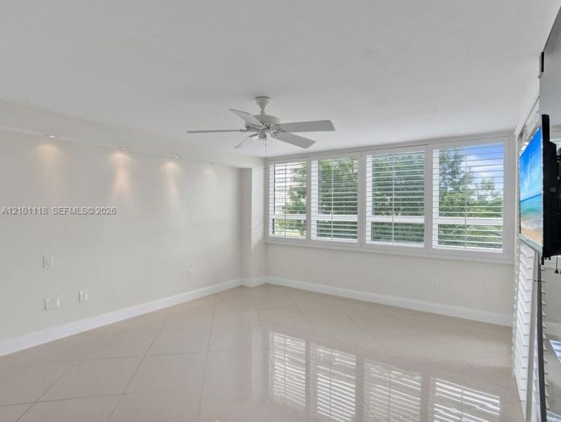 2 Grove Isle Dr , Unit B305, Miami, FL 33133 Photo