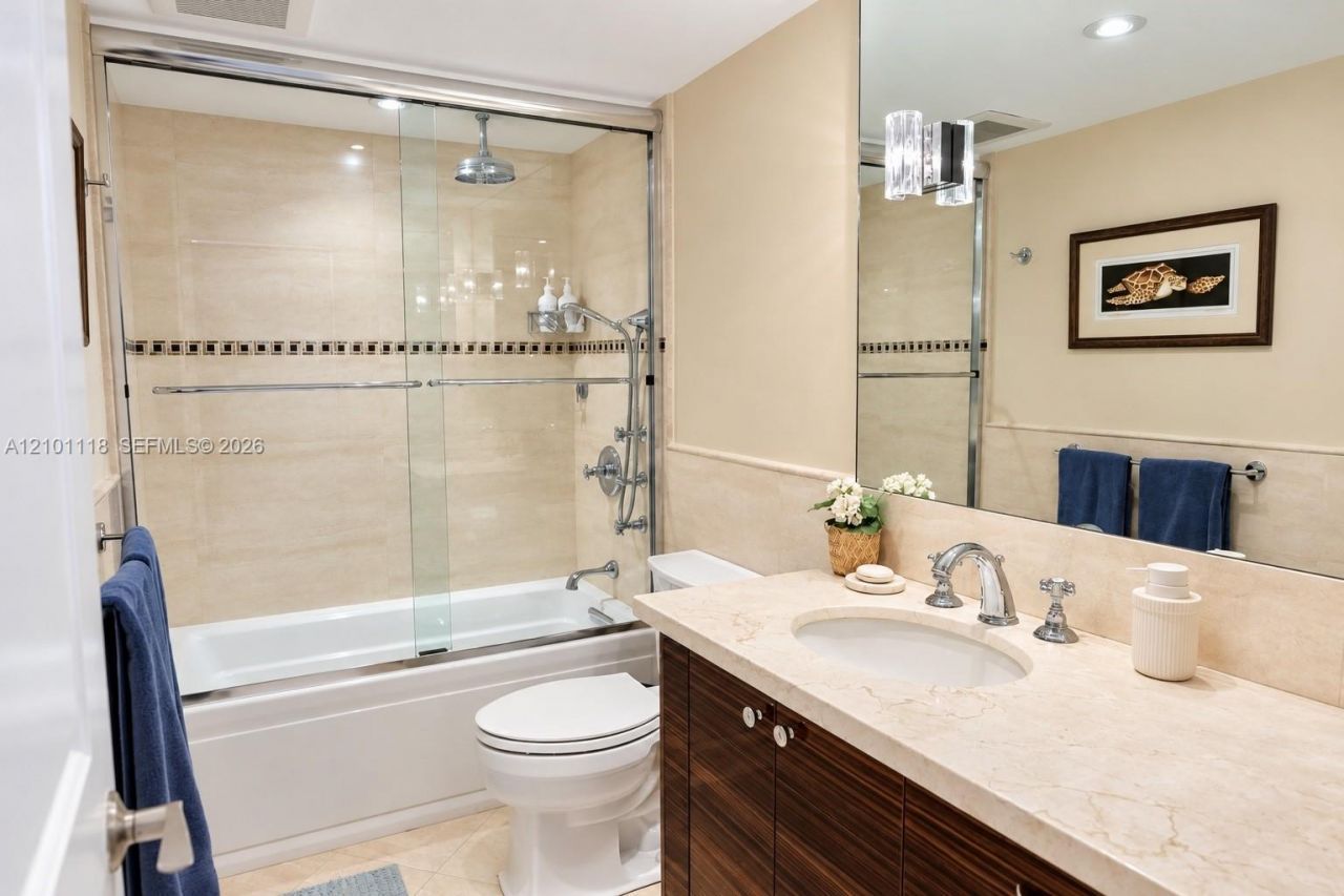 2 Grove Isle Dr , Unit B305, Miami, FL 33133 Photo