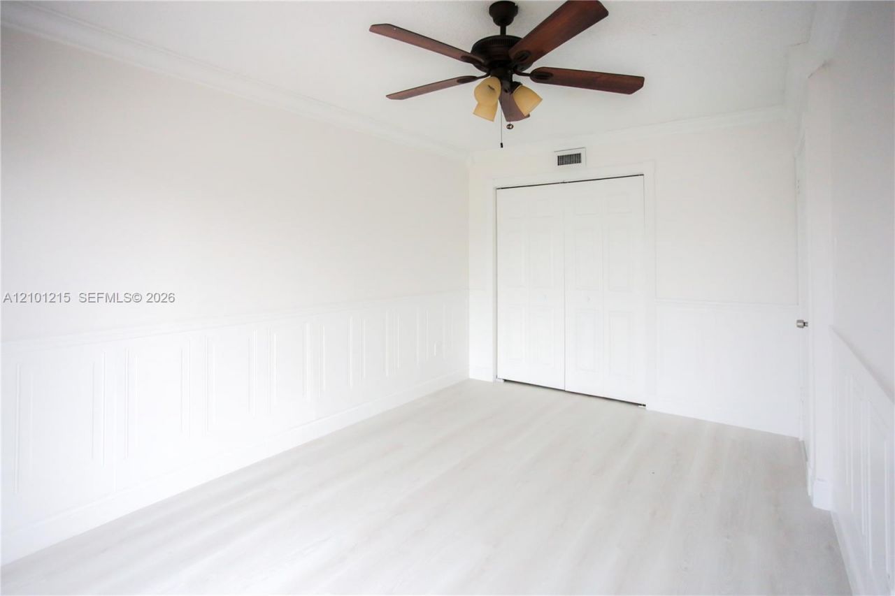 4211 S Pine Island Rd , Davie, FL 33328 Photo