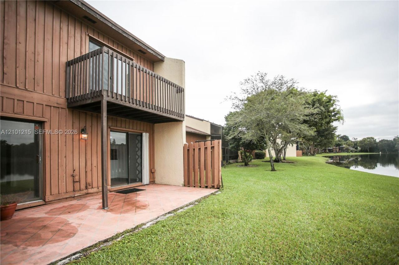4211 S Pine Island Rd , Davie, FL 33328 Photo