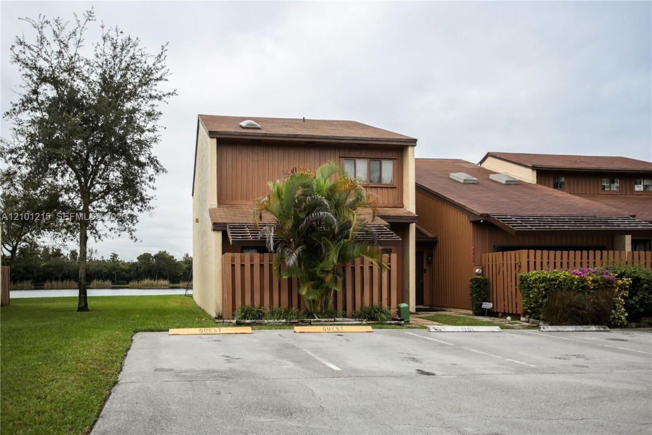 4211 S Pine Island Rd , Davie, FL 33328 Photo