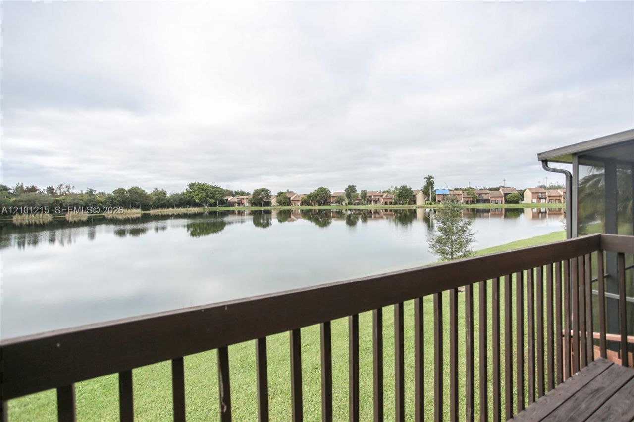 4211 S Pine Island Rd , Davie, FL 33328 Photo