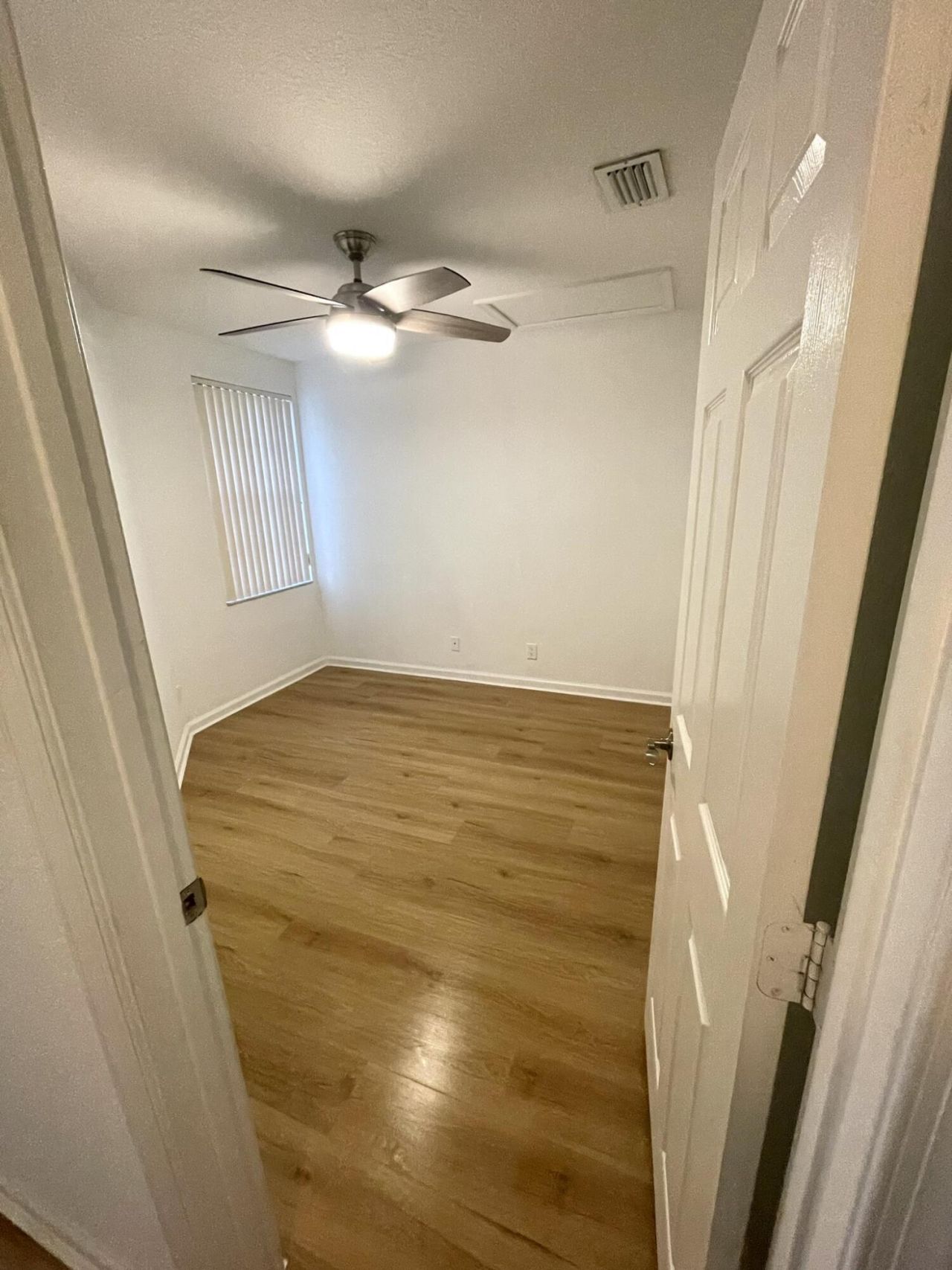986 Summit Lake Drive, West Palm Beach, FL 33406 Photo