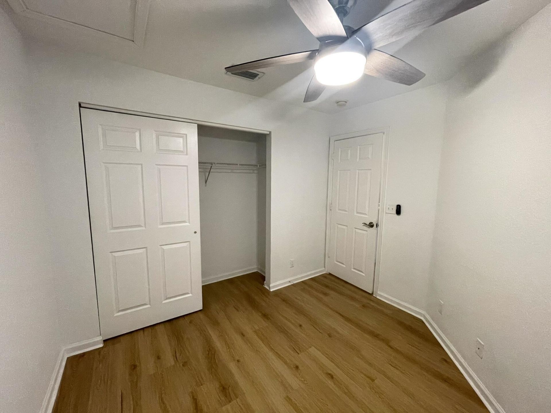 986 Summit Lake Drive, West Palm Beach, FL 33406 Photo