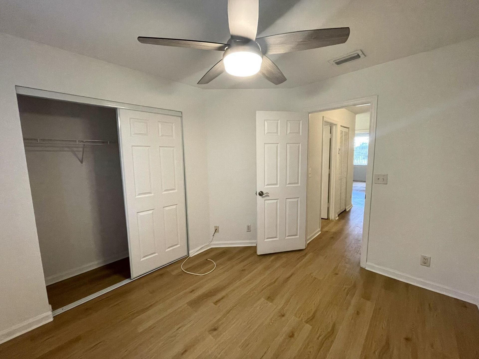 986 Summit Lake Drive, West Palm Beach, FL 33406 Photo