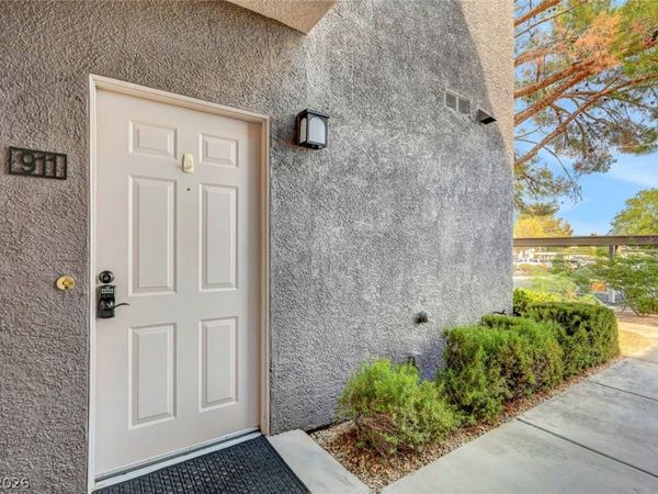 2325 Windmill Parkway , Unit 911, Henderson, NV 89074